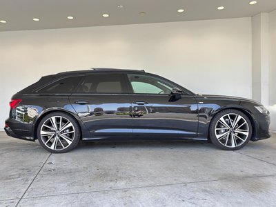 2025 AUDI A6 AVANT photo 10