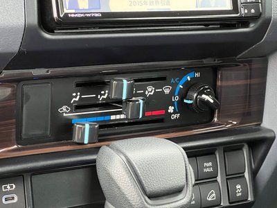 صورة مصغرة 27 لـ 2024 Toyota LAND CRUISER 70