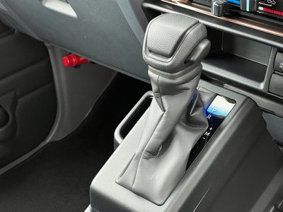 صورة مصغرة 24 لـ 2024 Toyota LAND CRUISER 70