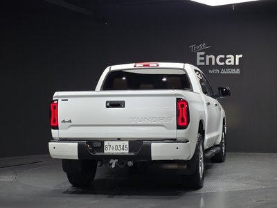 2017 Toyota TUNDRA — фото 3