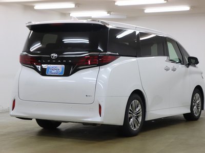 2026 Toyota ALPHARD — миниатюра 19