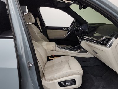 2025 BMW X7 — миниатюра 16