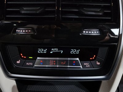 2025 BMW X7 — миниатюра 31