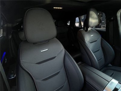 صورة مصغرة 33 لـ 2024 Mercedes-BENZ GLC AMG