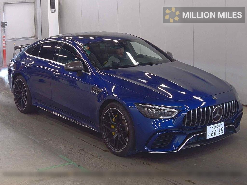 MERCEDES-BENZ GT AMG - View 1