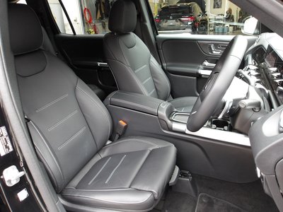 MERCEDES-BENZ GLB - 5