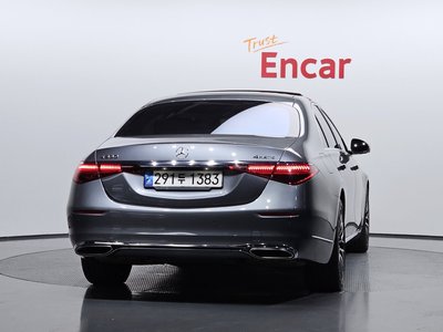 2022 Mercedes-BENZ S-CLASS photo 4