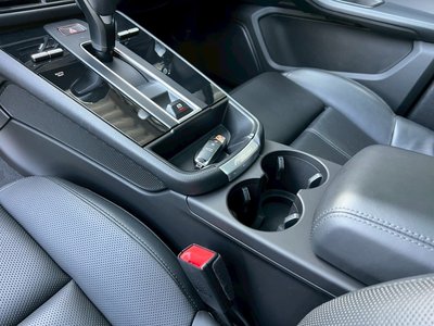 2022 Porsche MACAN — миниатюра 72