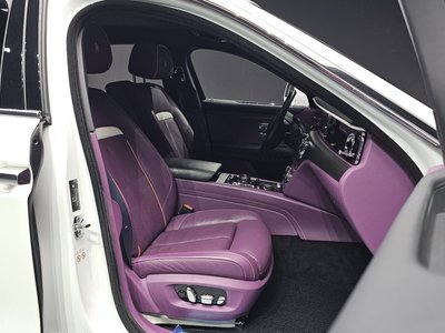 ROLLS-ROYCE GHOST - 10