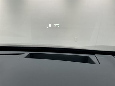 صورة 10 لـ 2022 Lexus RX