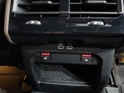 2025 BMW 5 SERIES 缩略图 31