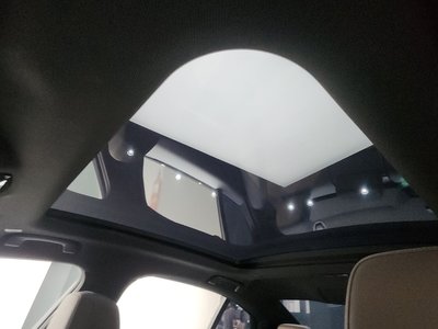 2025 BMW 5 SERIES 缩略图 22