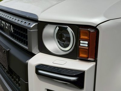 TOYOTA LAND CRUISER 250 - 9
