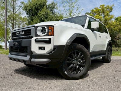 TOYOTA LAND CRUISER 250 - 8