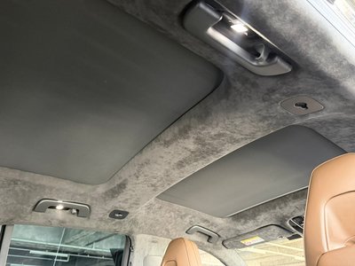 2018 Porsche PANAMERA thumbnail 11