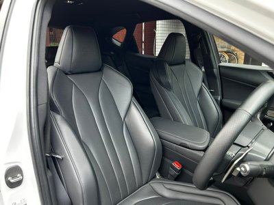 صورة مصغرة 14 لـ 2023 Lexus NX