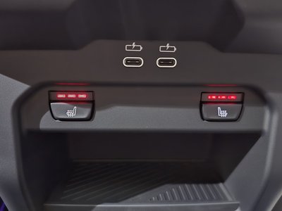 2025 BMW 5 SERIES thumbnail 29