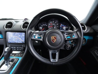 2020 Porsche 718 photo 8