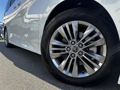 TOYOTA ALPHARD - 9