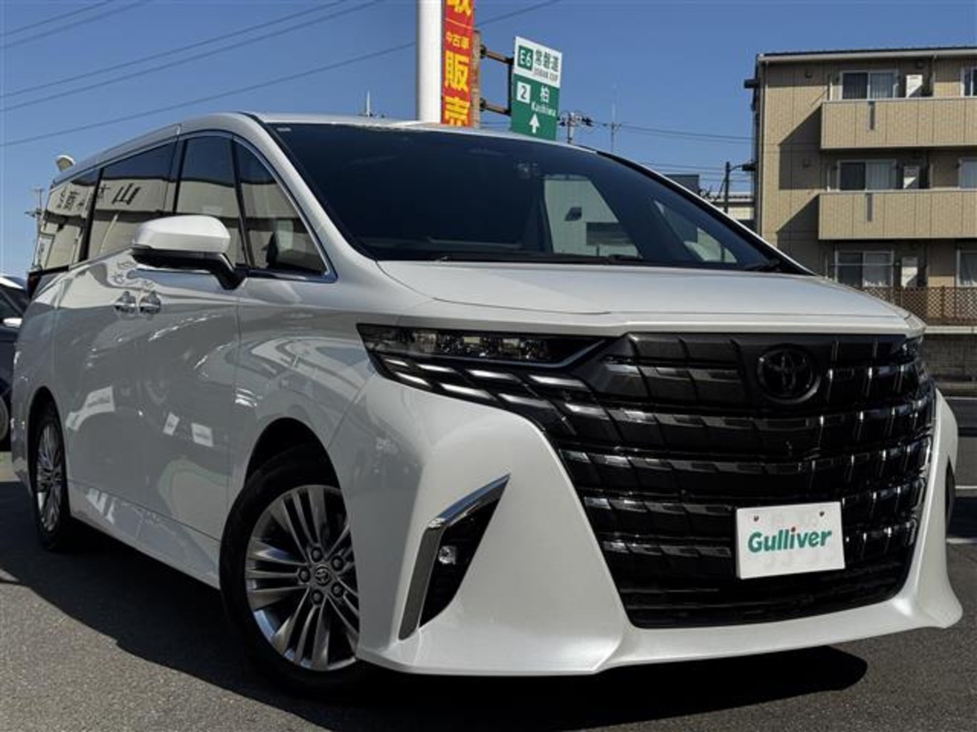 TOYOTA ALPHARD - View 1