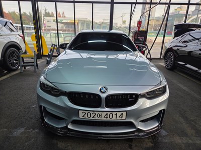 BMW M4 - 2