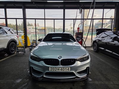 BMW M4 - 4