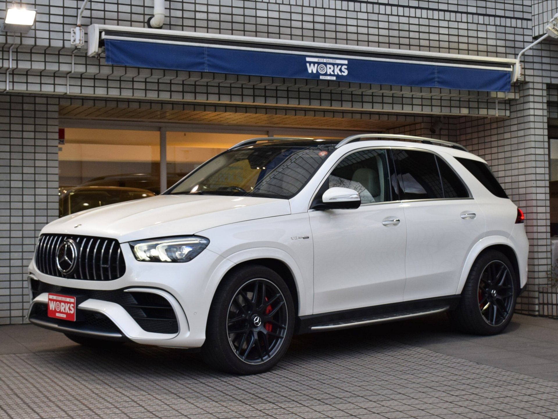MERCEDES-BENZ GLE AMG - View 1