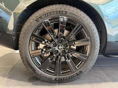 صورة 9 لـ 2025 LAND Rover RANGE ROVER