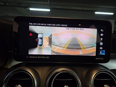 MERCEDES-BENZ GLC - 10