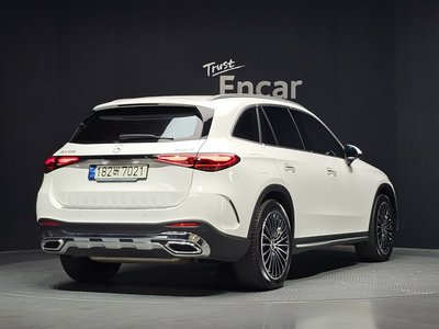 MERCEDES-BENZ GLC - 4