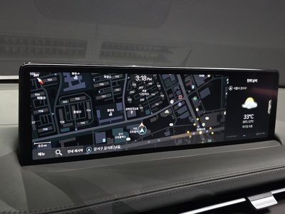 2023 Genesis GV70 — миниатюра 20