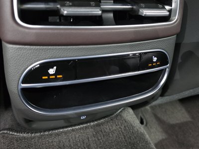 2023 Genesis GV70 — миниатюра 31