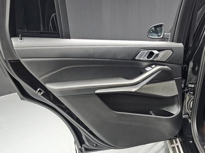 2025 BMW X7 缩略图 20