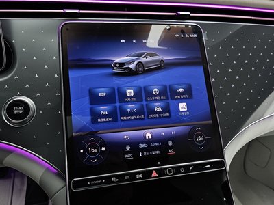 2026 Mercedes-BENZ EQE 缩略图 25