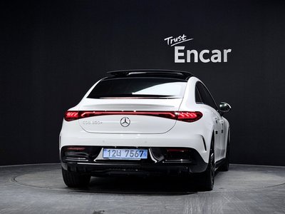 2026 Mercedes-BENZ EQE 照片 3