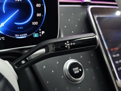 2026 Mercedes-BENZ EQE 缩略图 12