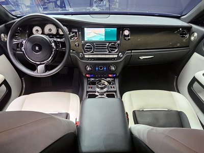 ROLLS-ROYCE WRAITH - 5