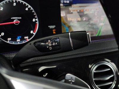 2017 Mercedes-BENZ S-CLASS photo 9