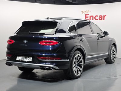 BENTLEY BENTAYGA - 3