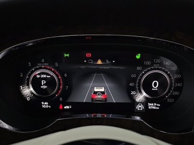 BENTLEY BENTAYGA - 8