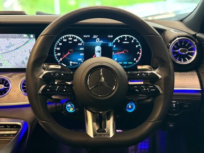 صورة 10 لـ 2022 Mercedes-BENZ GT AMG