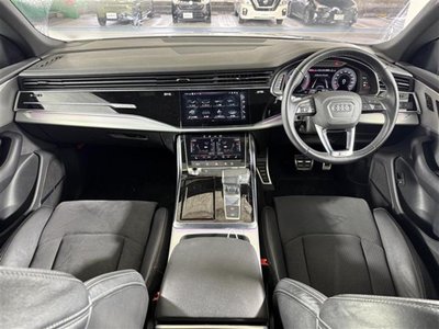 صورة 2 لـ 2023 AUDI Q8