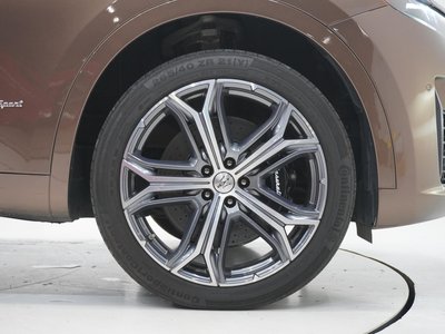 MASERATI LEVANTE - 10