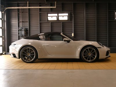 صورة 5 لـ 2024 Porsche 911