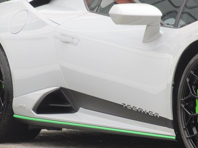 LAMBORGHINI HURACAN - 8