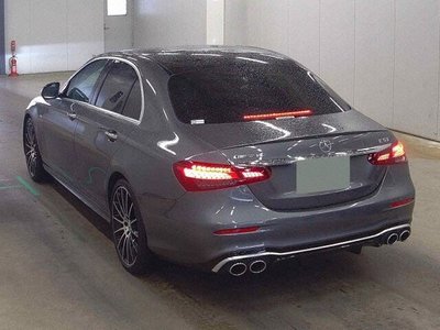 MERCEDES-BENZ E-CLASS - 2