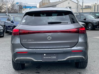 MERCEDES-BENZ EQA - 8