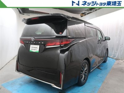 2025 Toyota VELLFIRE — фото 7