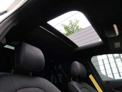 2020 Mercedes-BENZ GLC photo 4