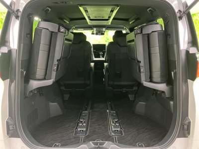 2024 Toyota ALPHARD — миниатюра 21